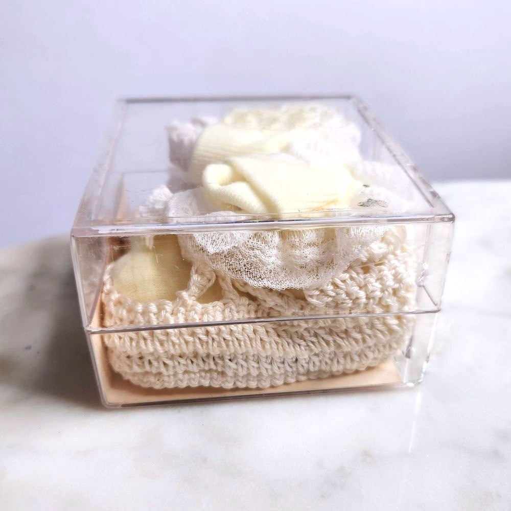 Vtg Yellow Sock Baby Booties Dolly Crochet Lace Trim Clear Presentation Box NEW